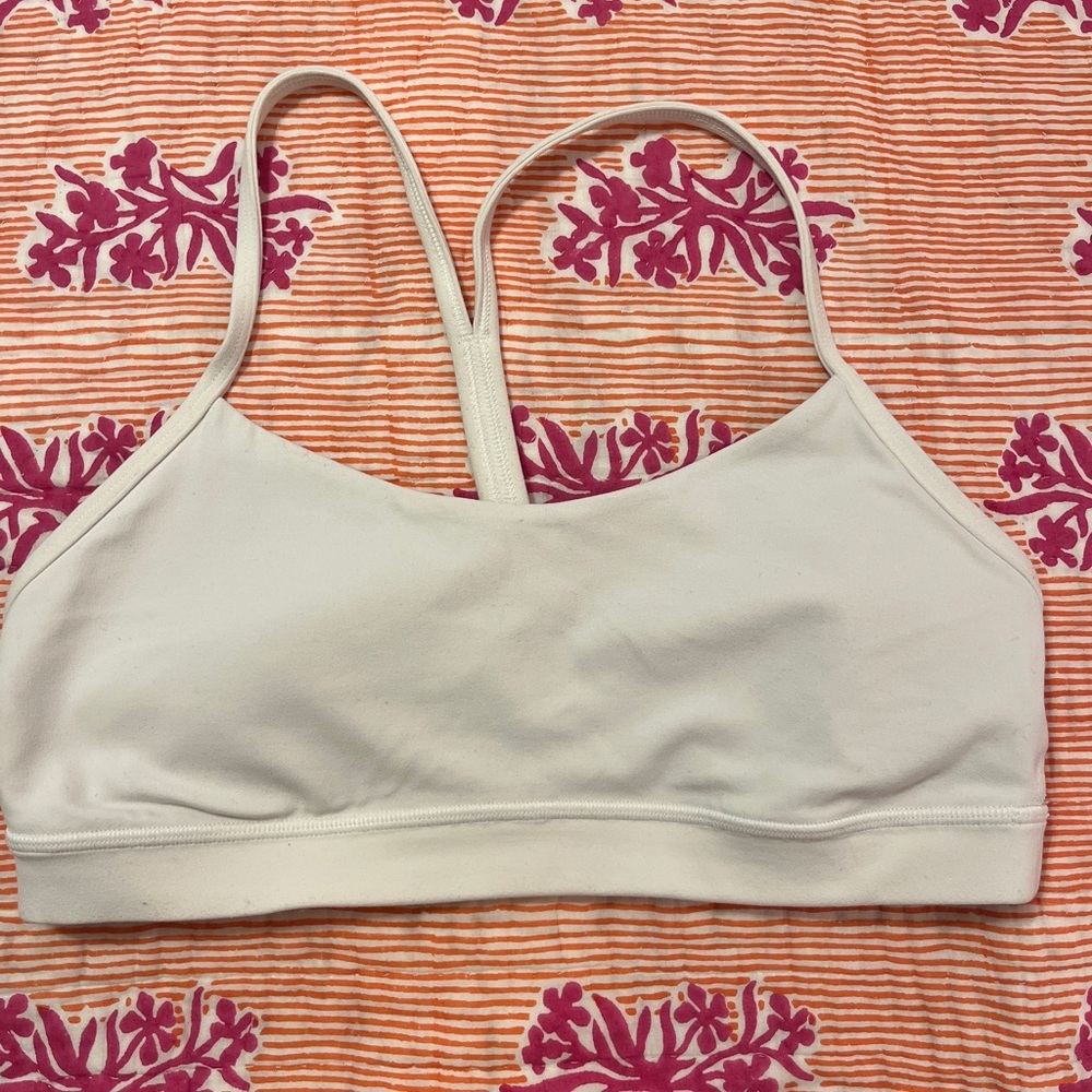 Flow Y sports bra